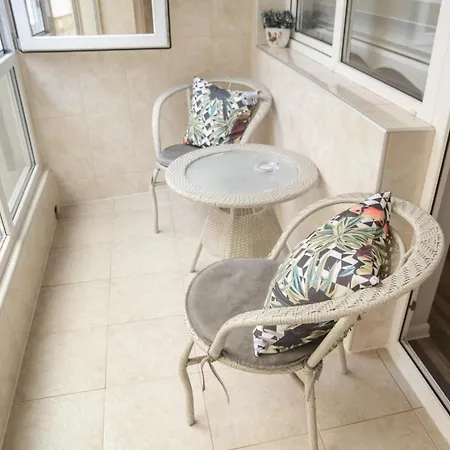 Martini Apartment *